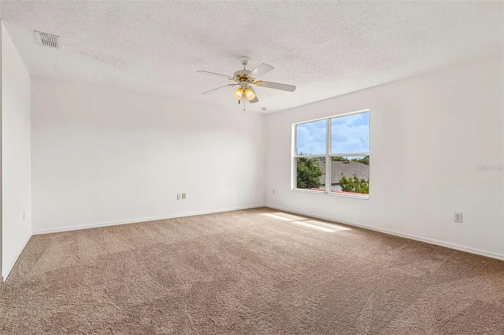 1107 James Way Poinciana FL 34759
