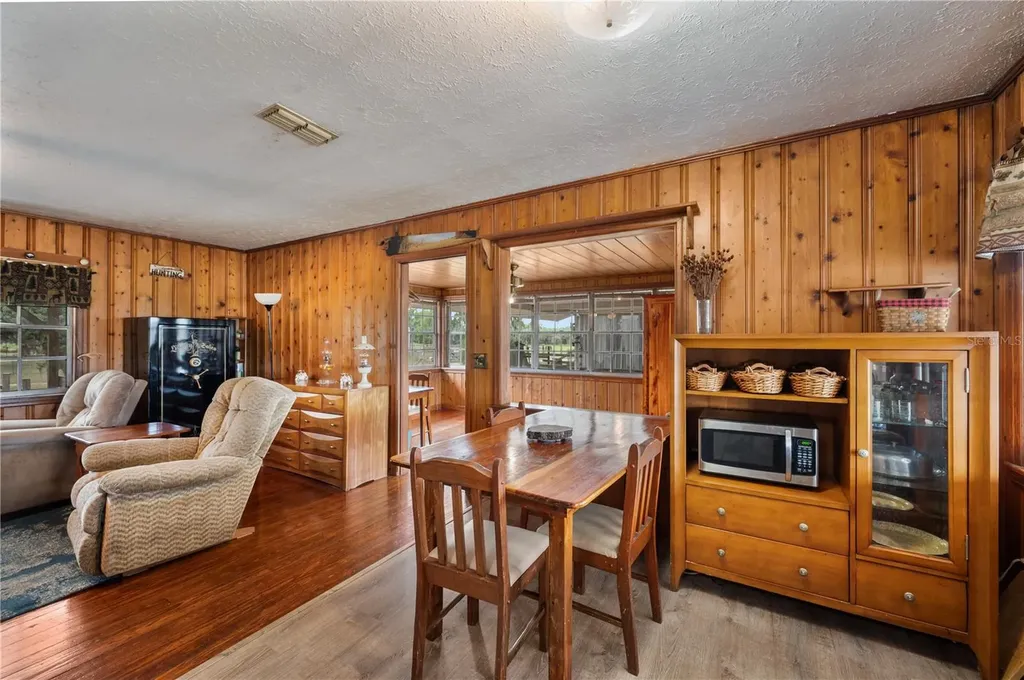 1616 Mcgee Road Plant City FL 33565