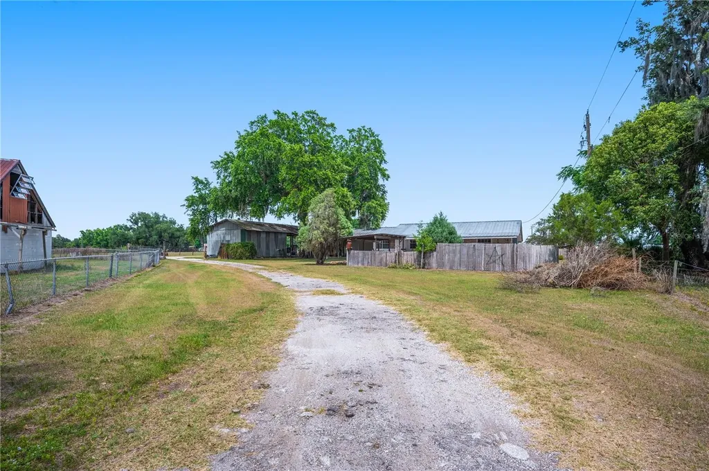 1616 Mcgee Road Plant City FL 33565