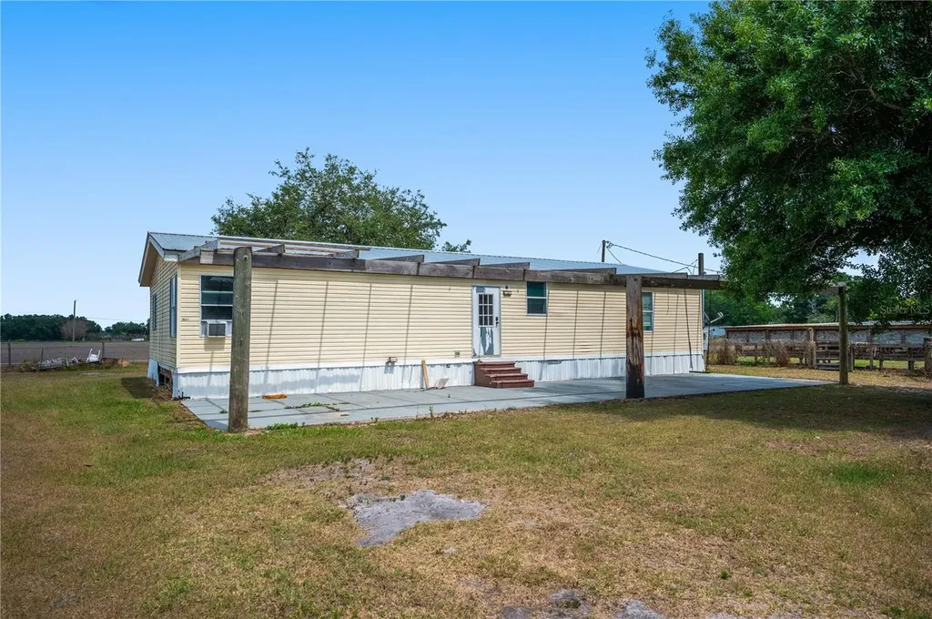 1616 Mcgee Road Plant City FL 33565