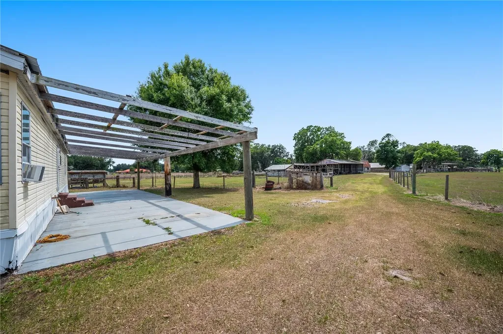 1616 Mcgee Road Plant City FL 33565