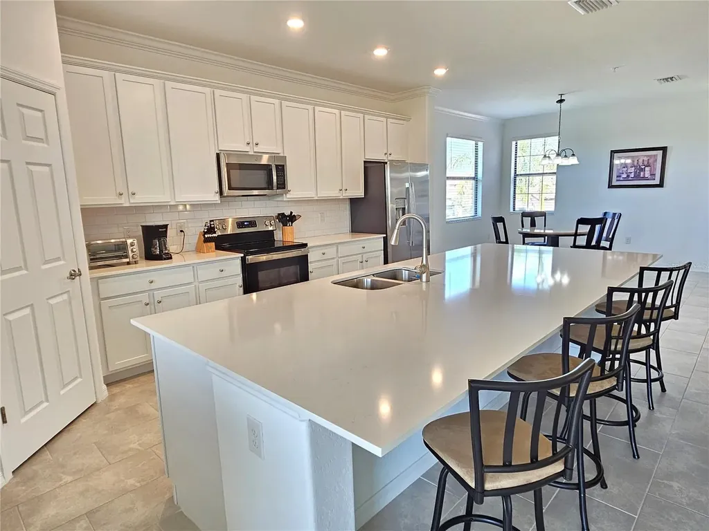 10825 Tarflower Drive Venice FL 34293
