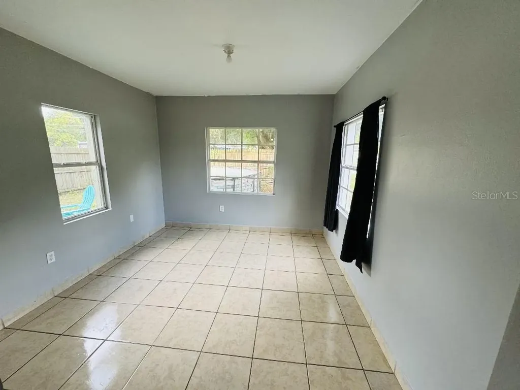 419 Avenue M NE Winter Haven FL 33881