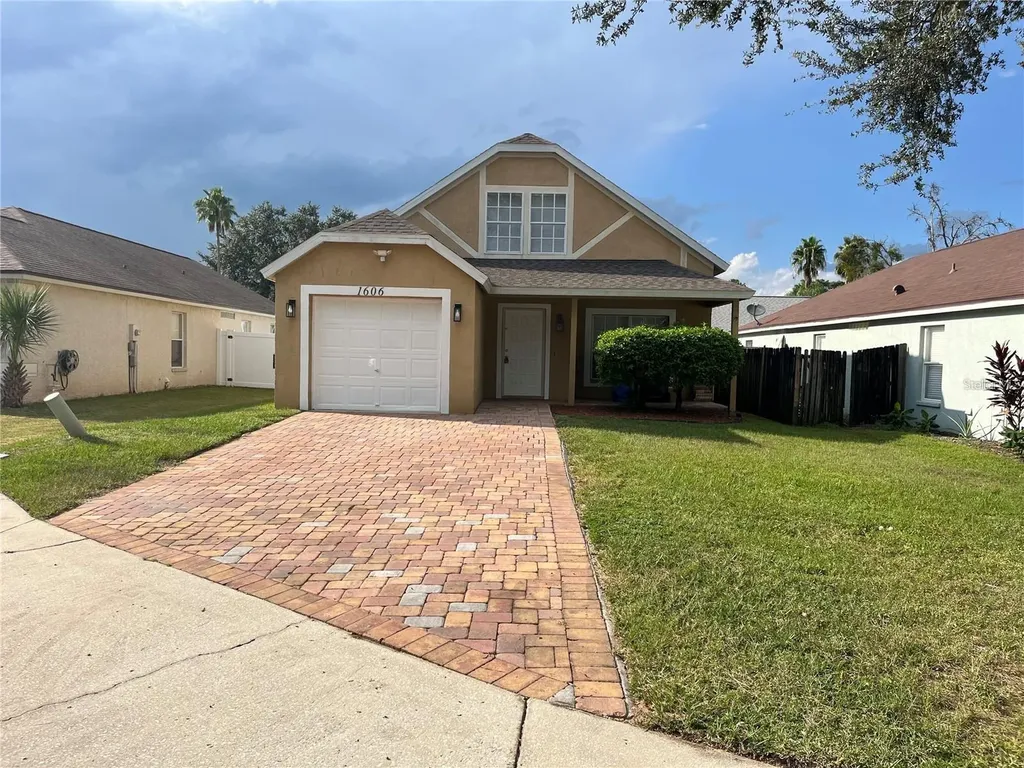 1606 Tropicana Way Valrico FL 33594