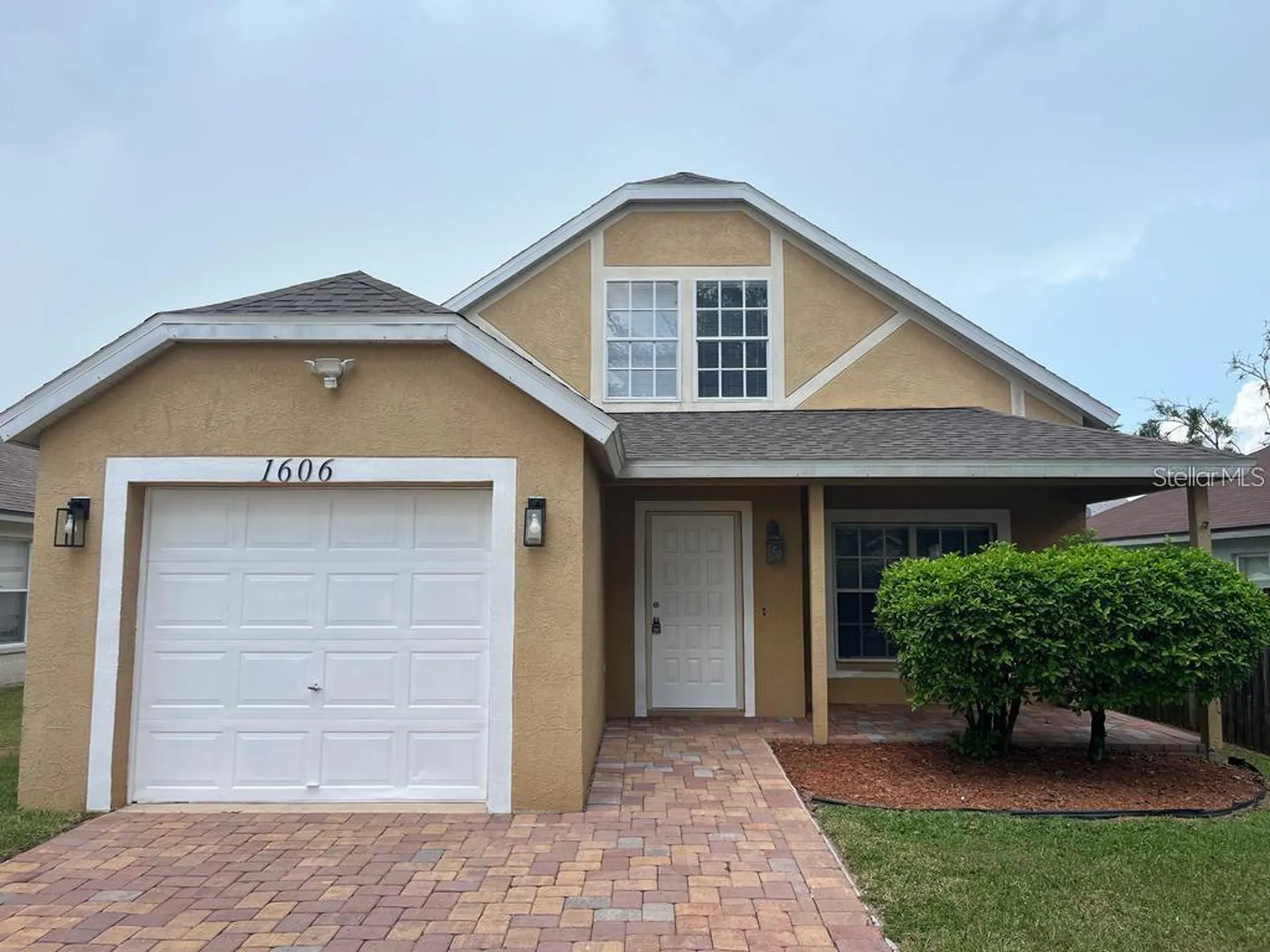 1606 Tropicana Way Valrico FL 33594