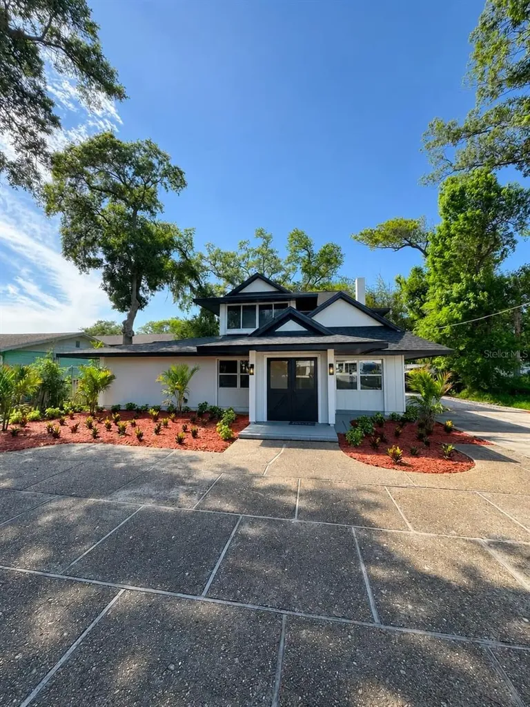 332 Big Tree Road South Daytona FL 32119