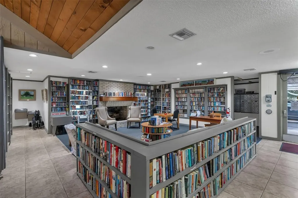 2153 Oak Grove Drive Zellwood FL 32798