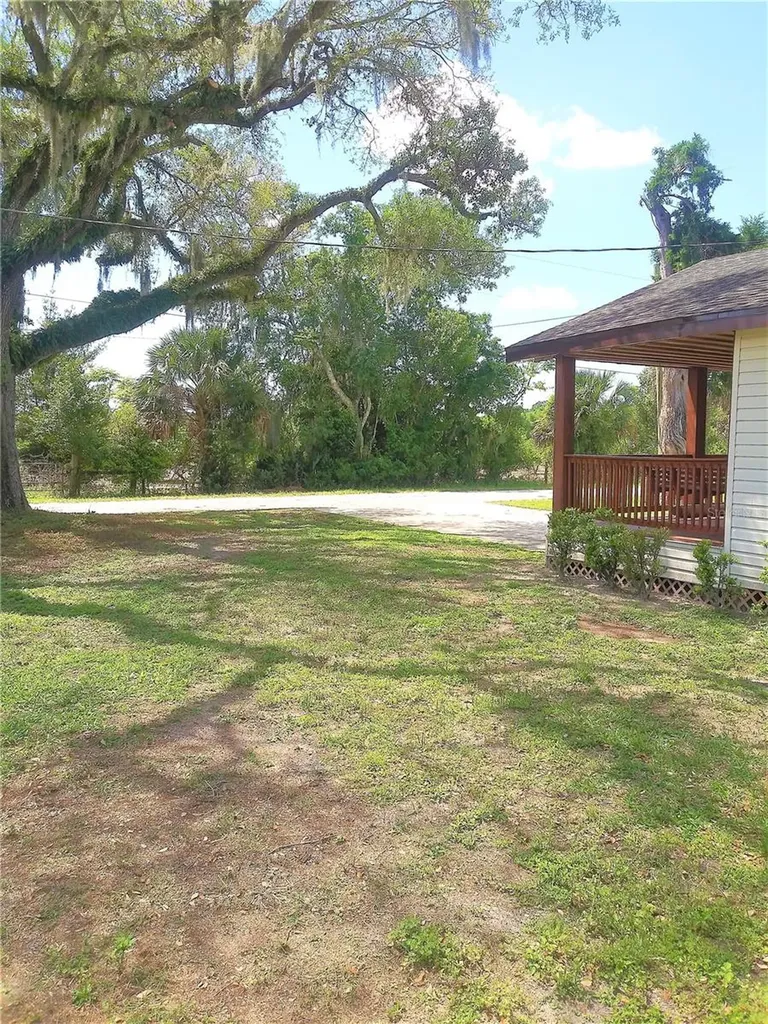 1673 Blackwelder Road De Leon Springs FL 32130