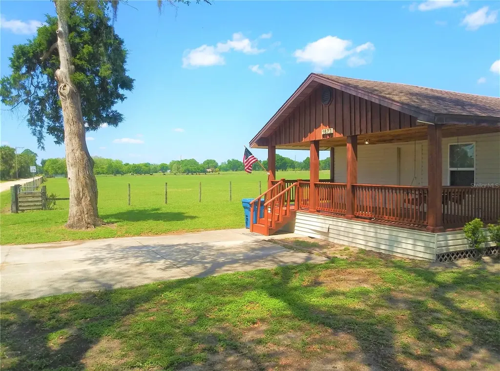 1673 Blackwelder Road De Leon Springs FL 32130