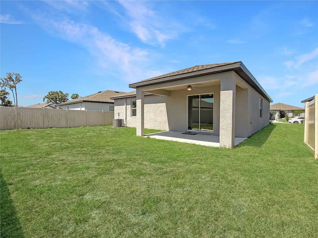 6022 Dolostone Drive Lakeland FL 33811