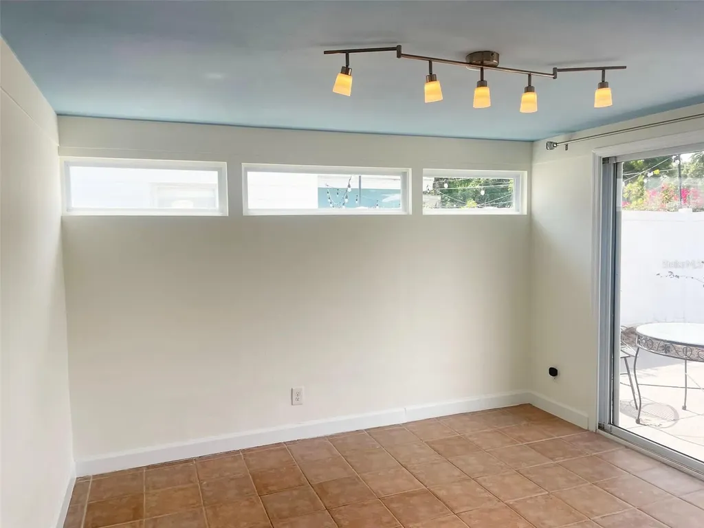 661 63rd Avenue S St Petersburg FL 33705