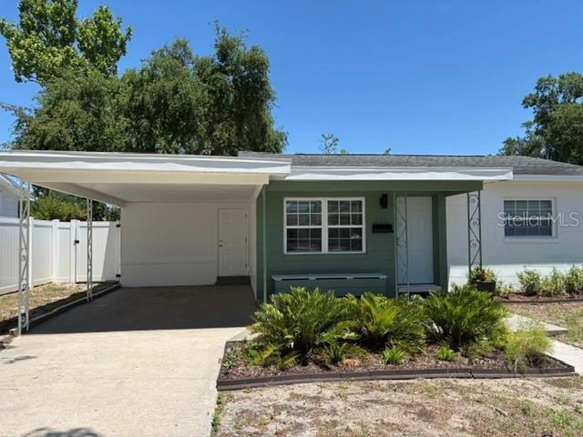 661 63rd Avenue S St Petersburg FL 33705