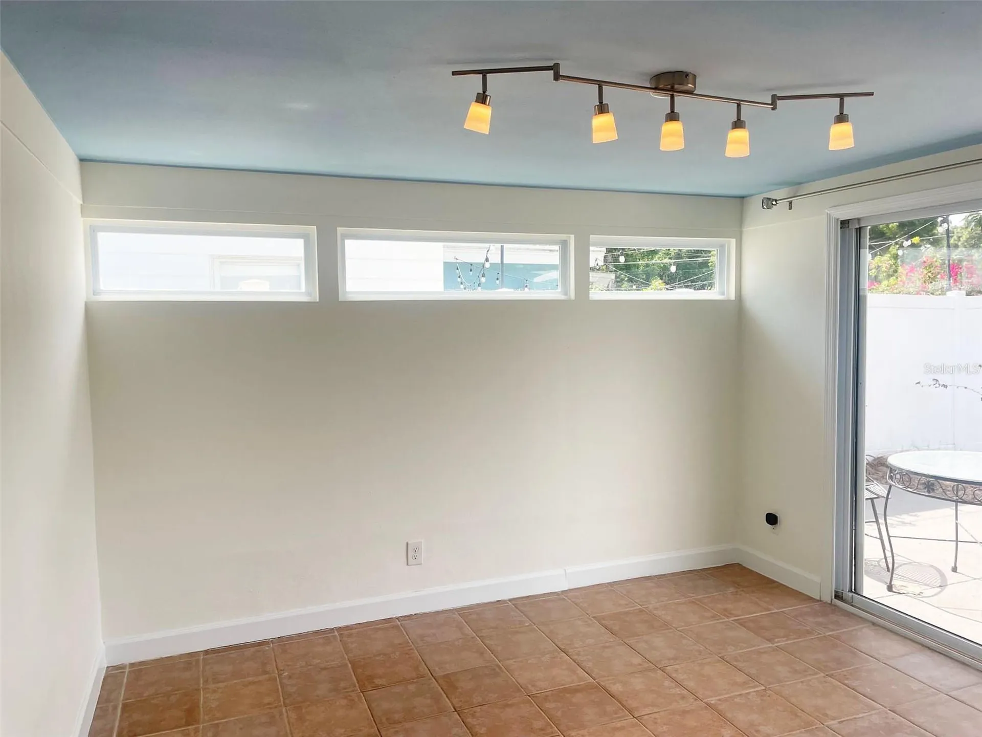 661 63rd Avenue S St Petersburg FL 33705
