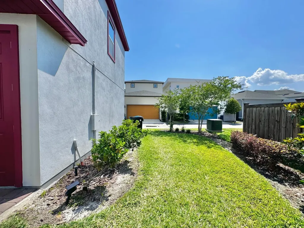 13372 Stoddart Avenue Orlando FL 32827