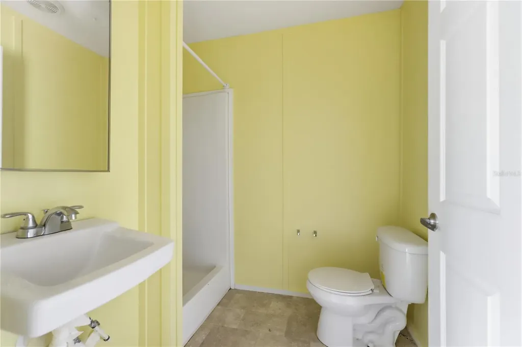 646 June Terrace Deland FL 32724