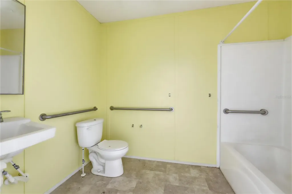 646 June Terrace Deland FL 32724