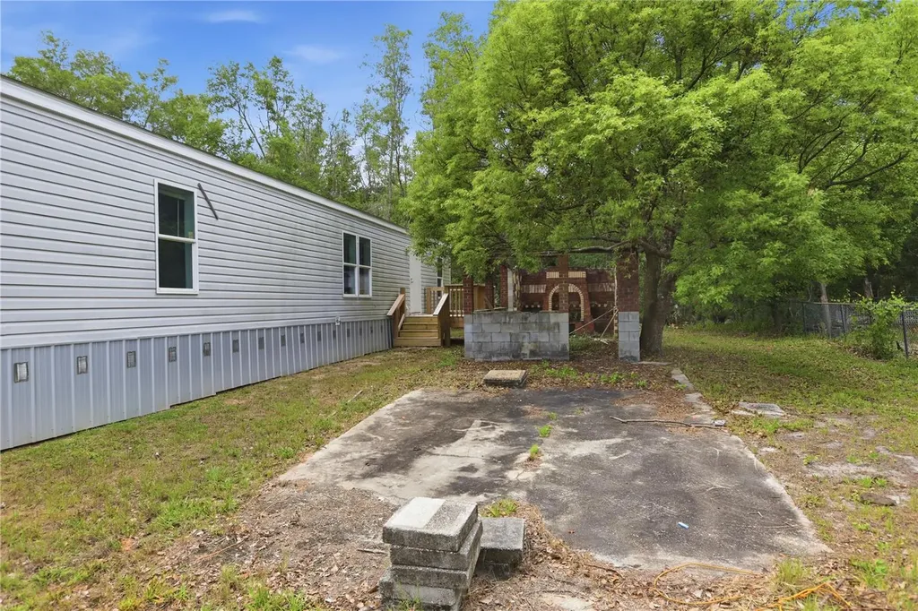 646 June Terrace Deland FL 32724