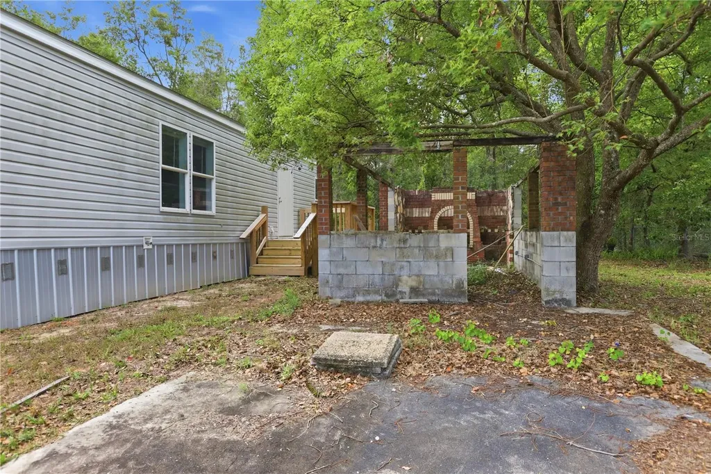646 June Terrace Deland FL 32724