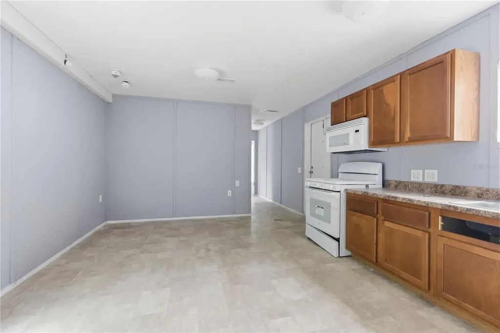 646 June Terrace Deland FL 32724