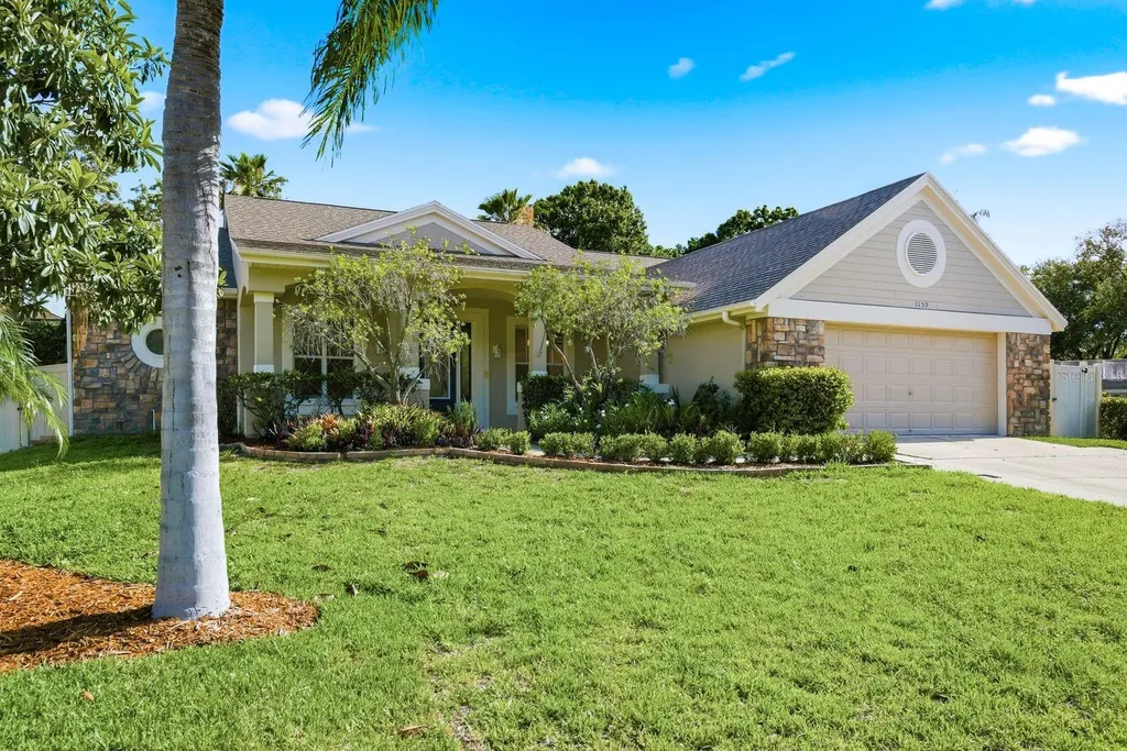1159 W Curlew Place Tarpon Springs FL 34689