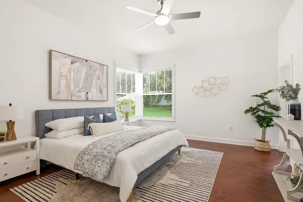 1159 W Curlew Place Tarpon Springs FL 34689