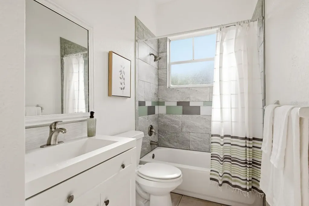 1159 W Curlew Place Tarpon Springs FL 34689