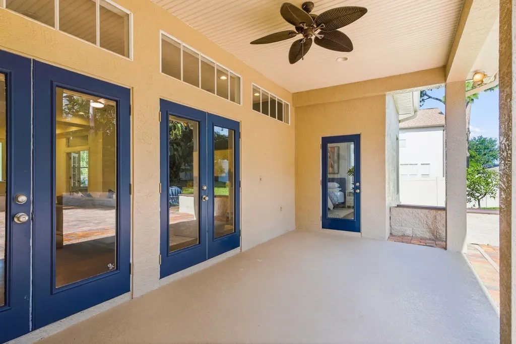 1159 W Curlew Place Tarpon Springs FL 34689