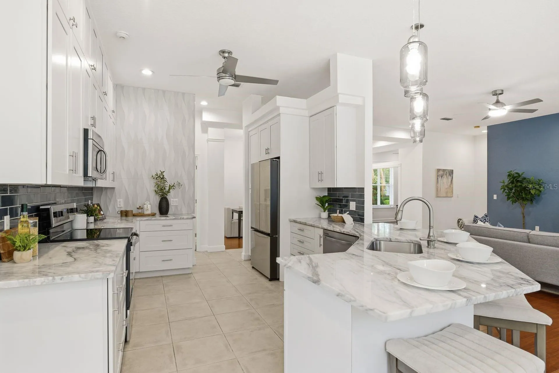 1159 W Curlew Place Tarpon Springs FL 34689