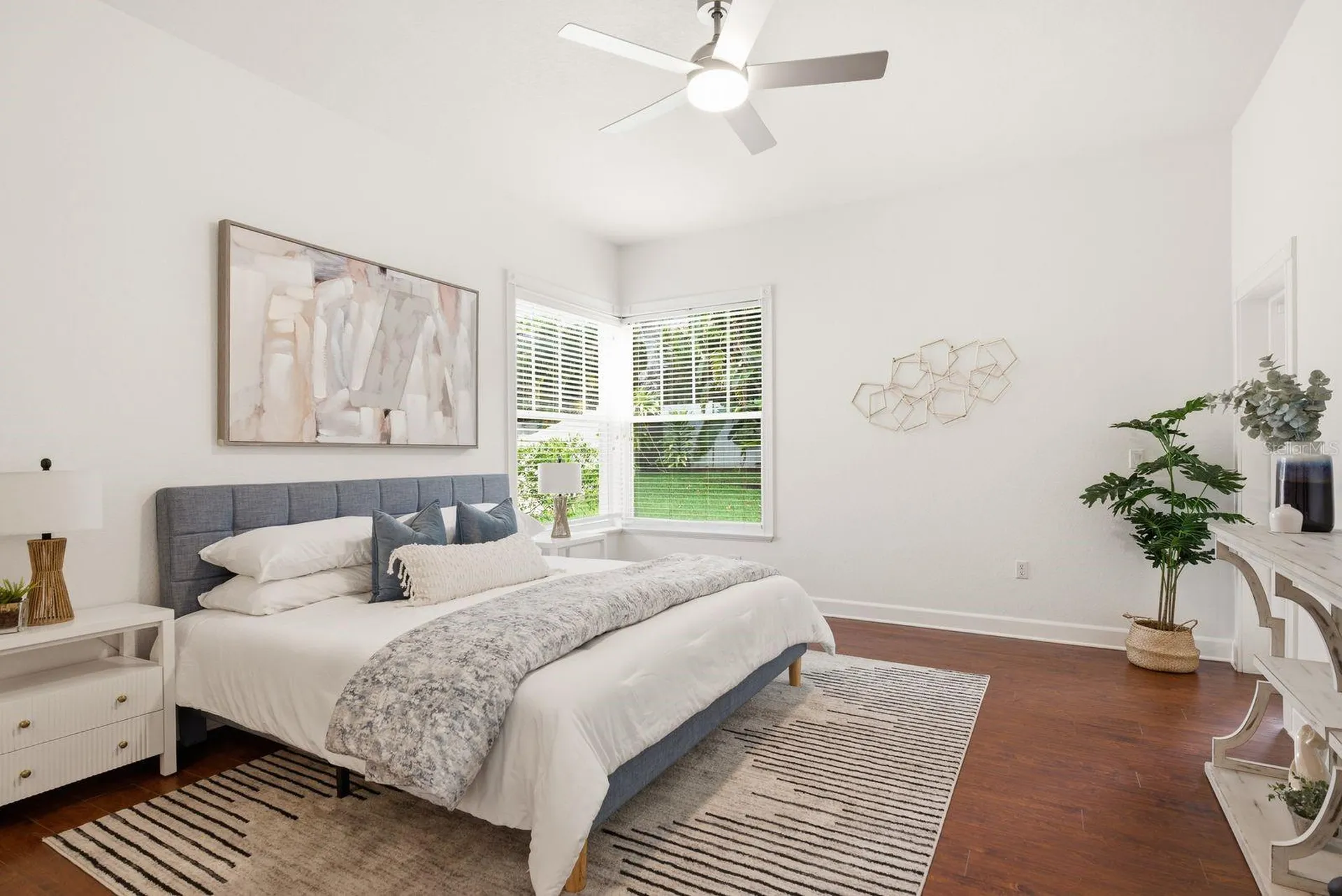 1159 W Curlew Place Tarpon Springs FL 34689