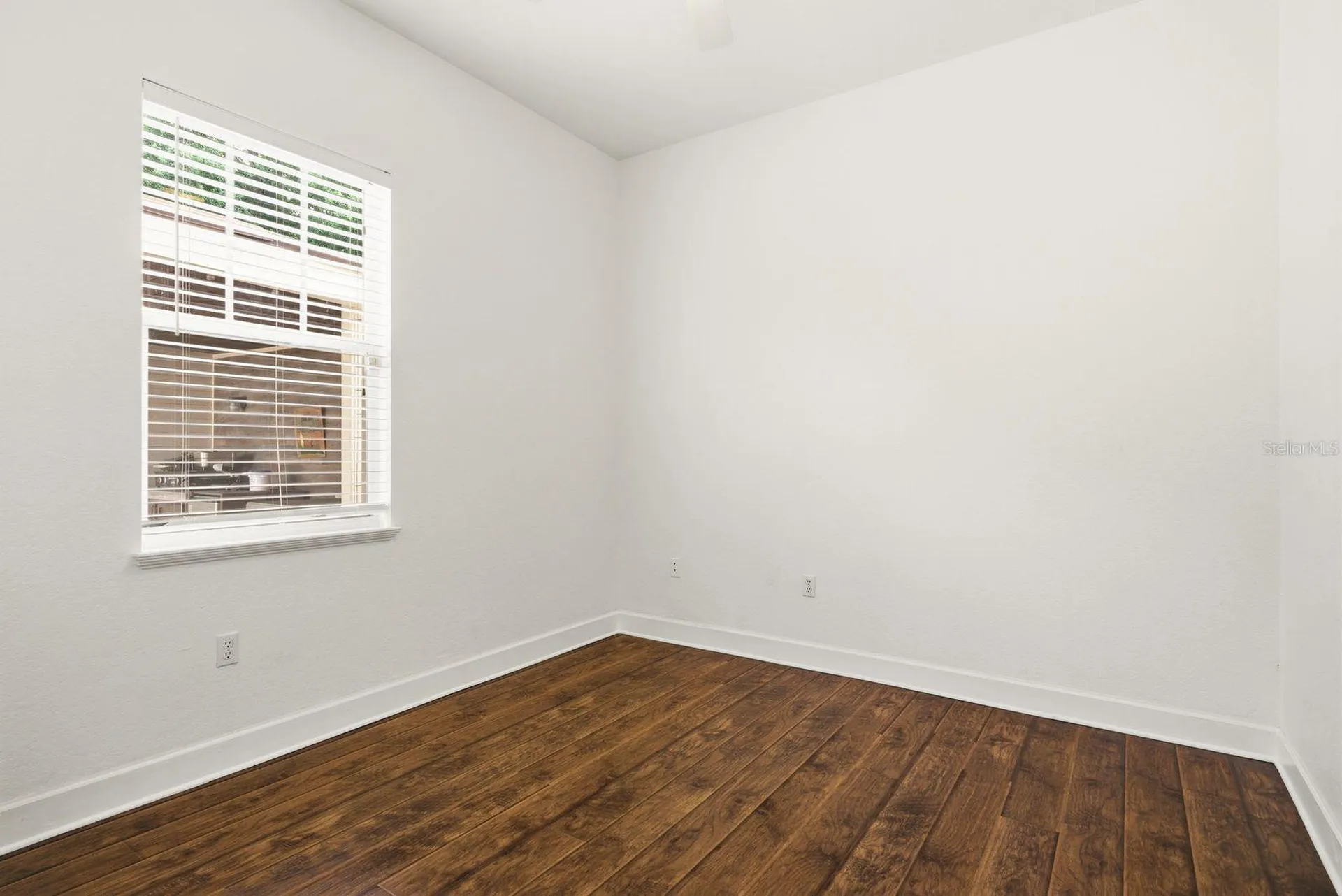 1159 W Curlew Place Tarpon Springs FL 34689