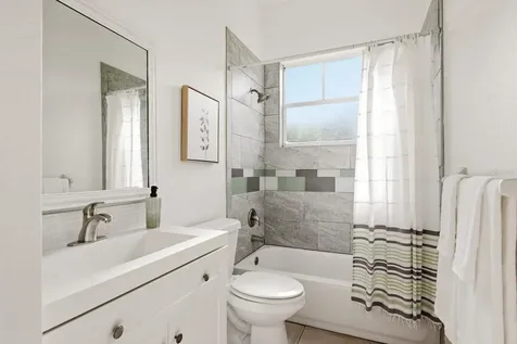 1159 W Curlew Place Tarpon Springs FL 34689