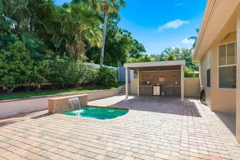 1159 W Curlew Place Tarpon Springs FL 34689