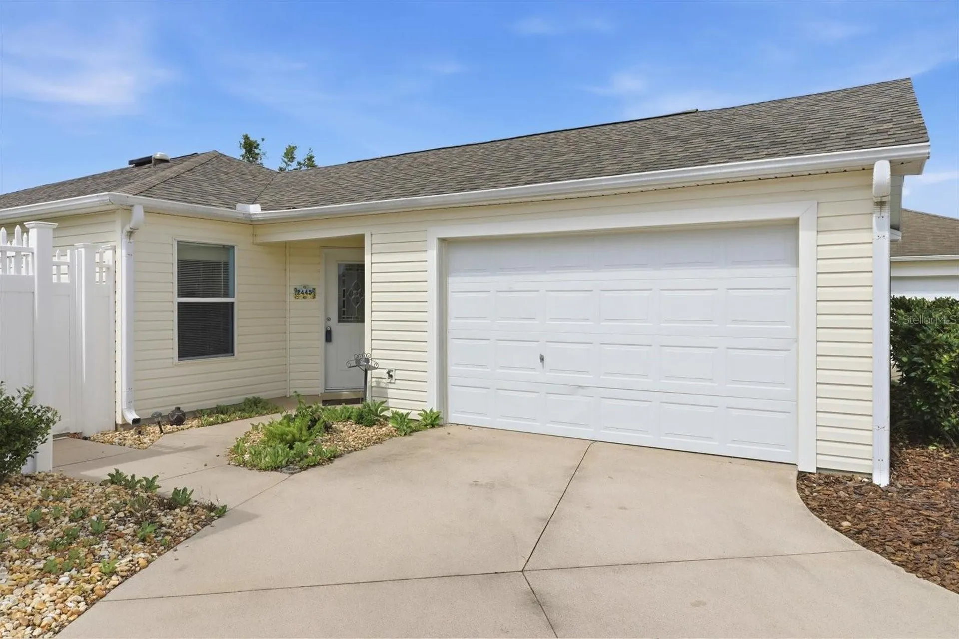 2445 Greenhill Trail The Villages FL 32162