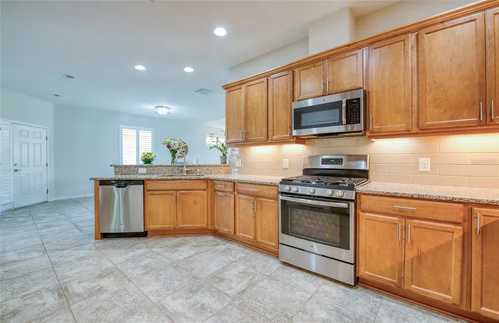 8099 Pine Crest Street Seminole FL 33777