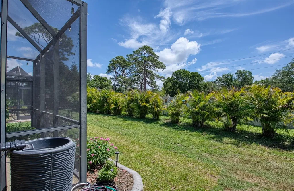 8099 Pine Crest Street Seminole FL 33777
