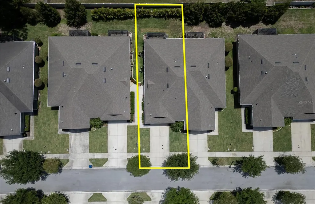 8099 Pine Crest Street Seminole FL 33777