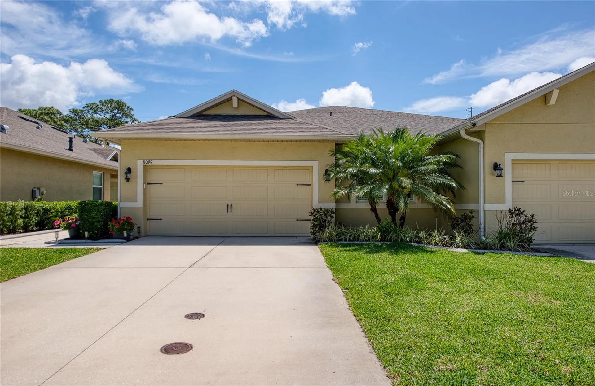 8099 Pine Crest Street Seminole FL 33777