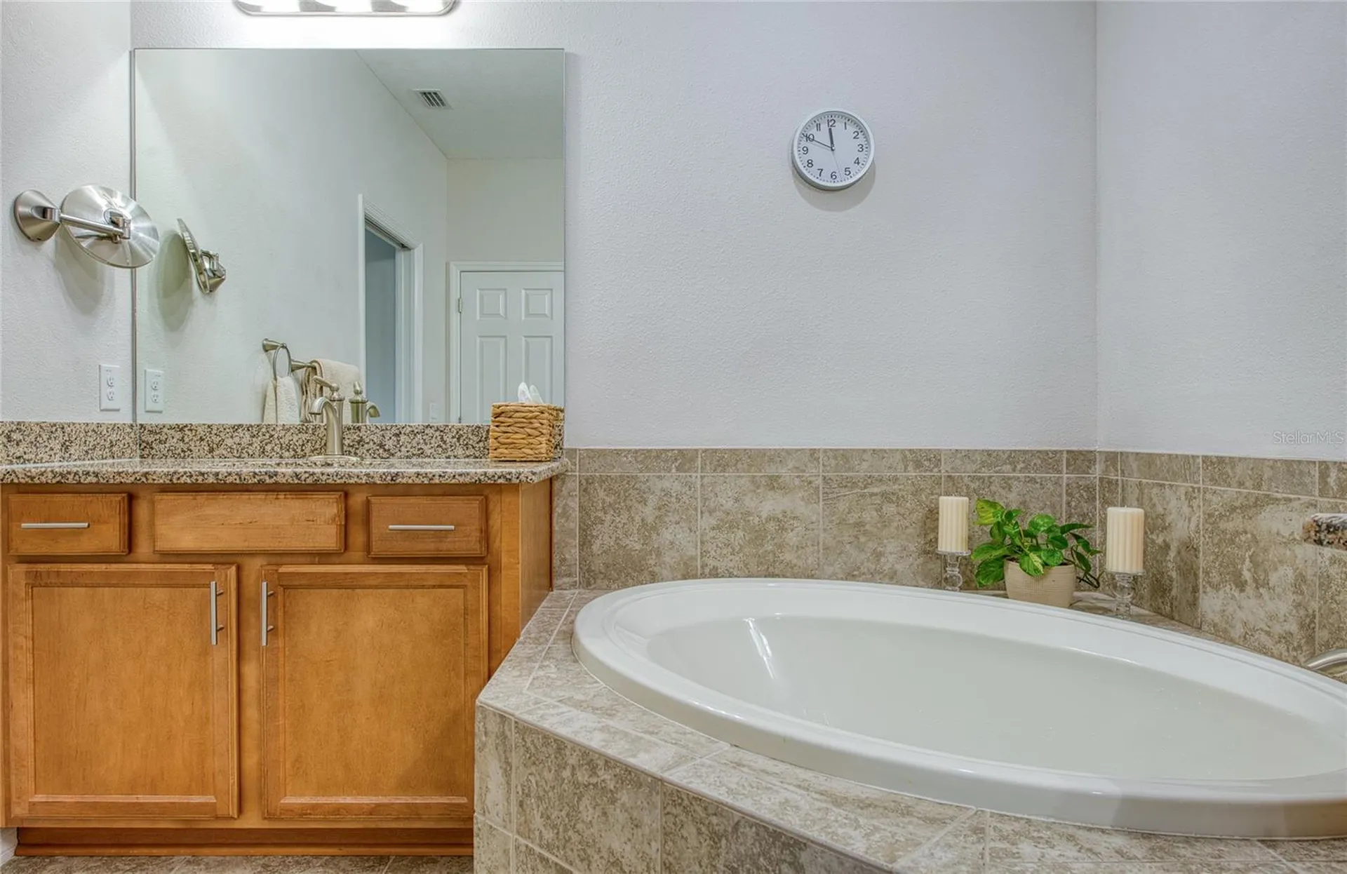 8099 Pine Crest Street Seminole FL 33777