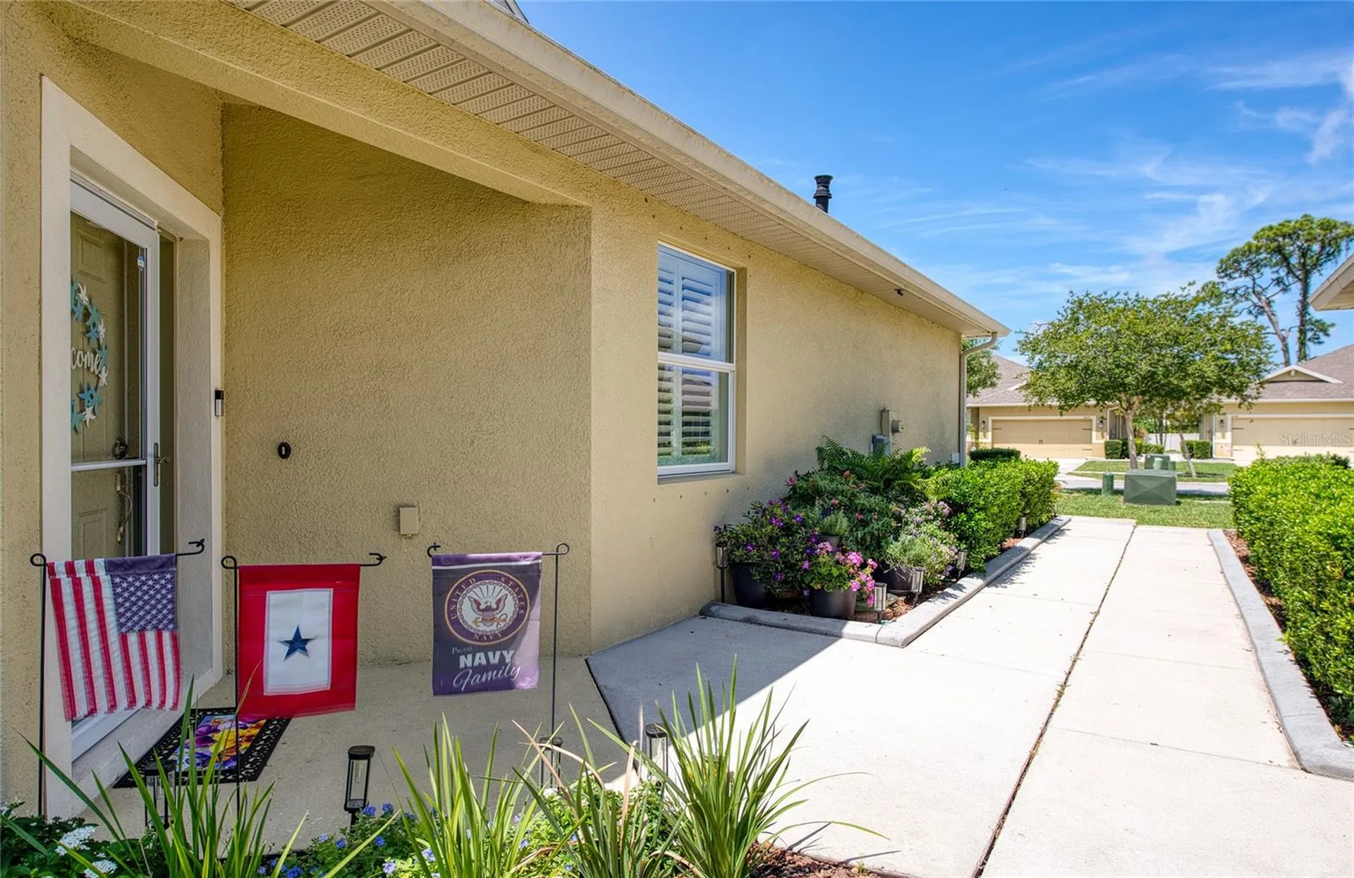 8099 Pine Crest Street Seminole FL 33777