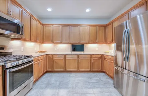 8099 Pine Crest Street Seminole FL 33777