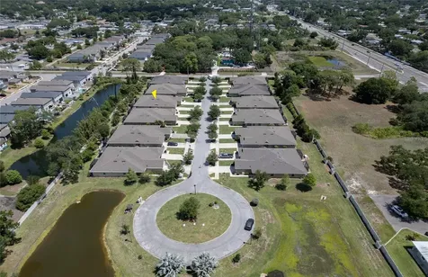 8099 Pine Crest Street Seminole FL 33777