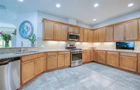 8099 Pine Crest Street Seminole FL 33777