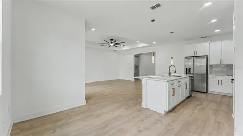 1477 Holly Hill Road Davenport FL 33837