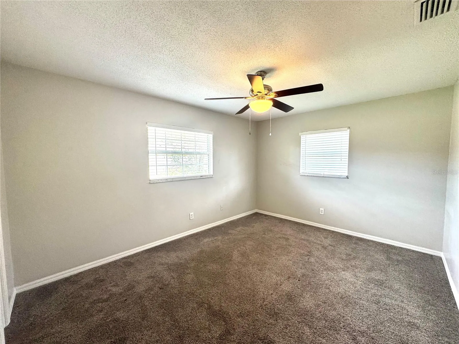 4895 E Wind Street Orlando FL 32812
