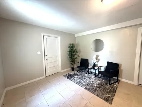 4895 E Wind Street Orlando FL 32812