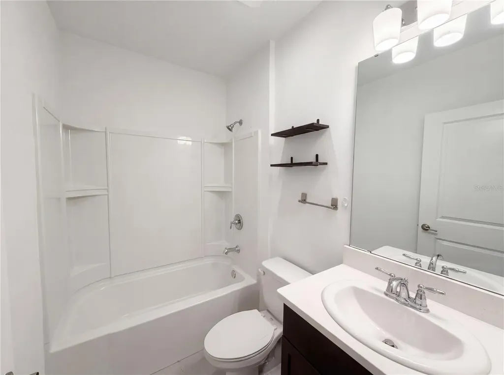 221 Aquamarine Lane Kissimmee FL 34758
