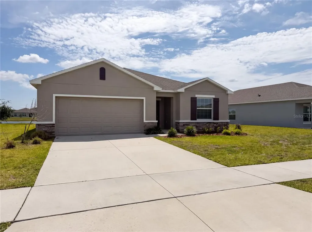 221 Aquamarine Lane Kissimmee FL 34758