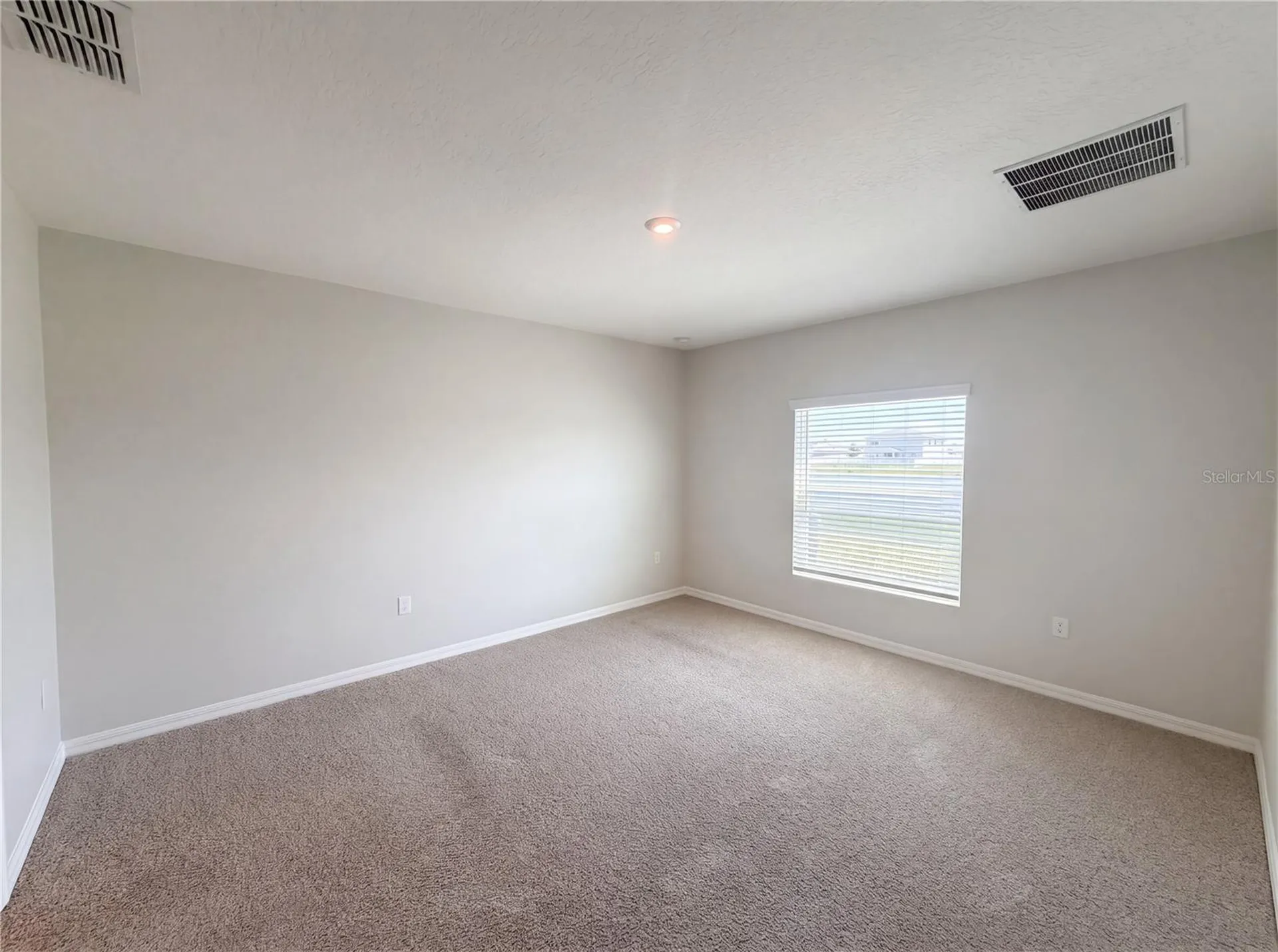 221 Aquamarine Lane Kissimmee FL 34758