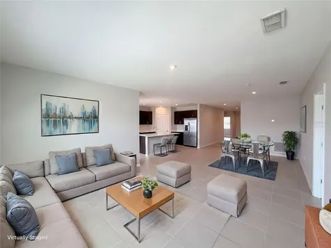221 Aquamarine Lane Kissimmee FL 34758