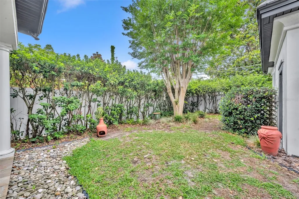 1031 Guernsey Street Orlando FL 32804